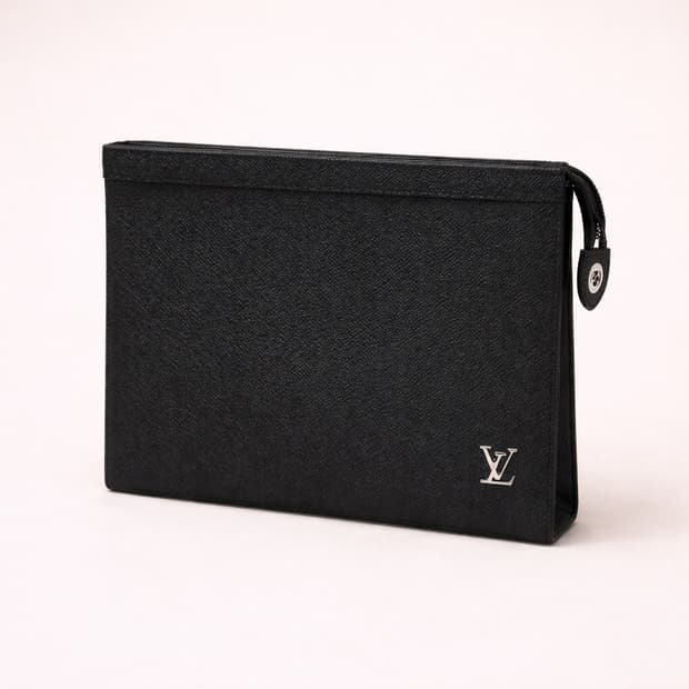 [S급] 루이비통 타이가 포쉐트 보야주 클러치백 판매합니다!!!