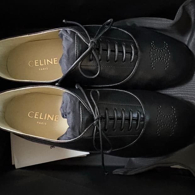 셀린 리즈로퍼 37(240) 미시착 새상품