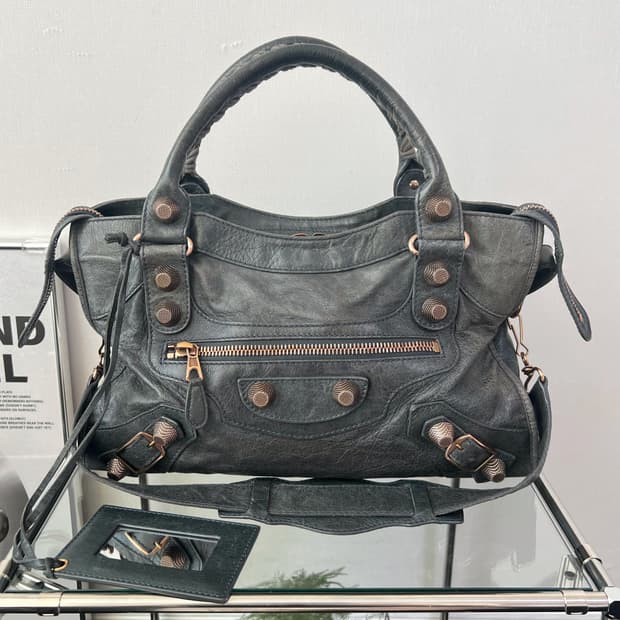 발렌시아가 모터백