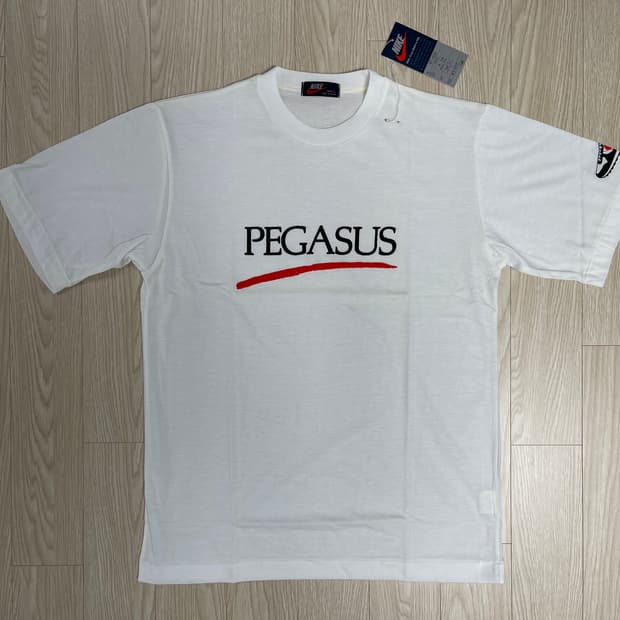 나이키 80s 올드 페가수스 원판 숏 슬리브 티셔츠NIKE OLD 198