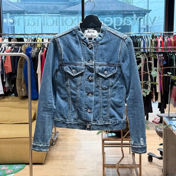 아크네 스튜디오 데님 데스트로이드 데님 자켓 