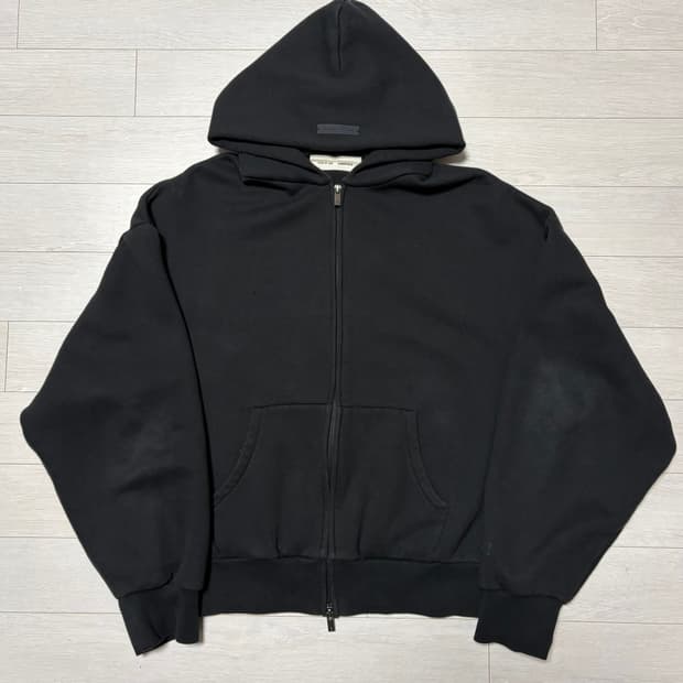 에센셜 후드집업