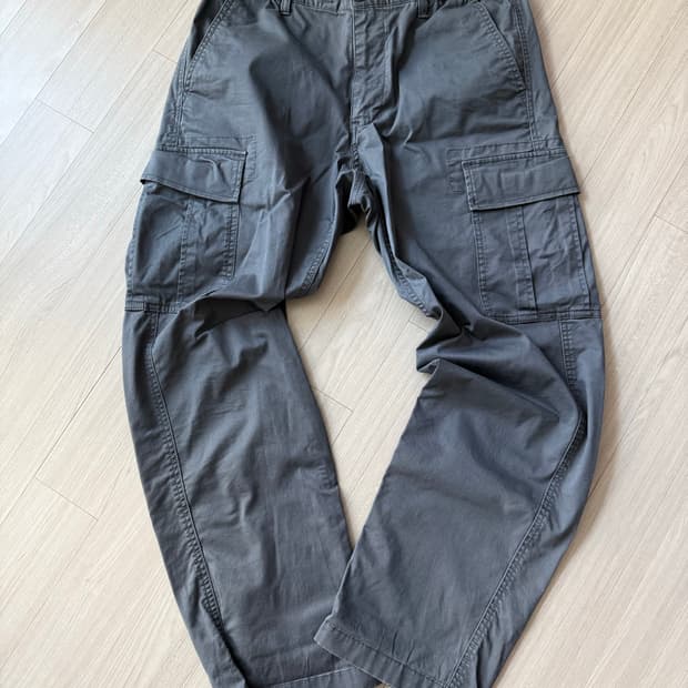 유니클로 카고팬츠 그레이