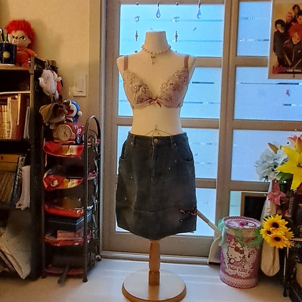 모리걸 츠모리 치사토 바다 스커트