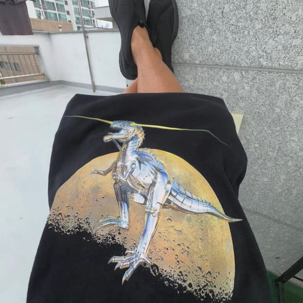 Sorayama x UT tee (L)