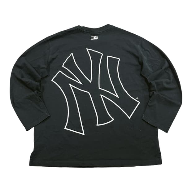 ✨ (바배) MLB 뉴욕양키즈 빅로고 블랙 롱슬리브