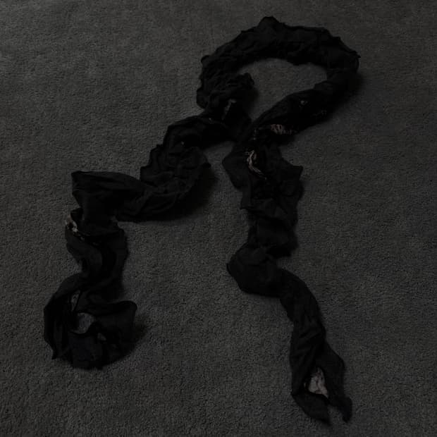 Vintage minimal grunge mood scarf