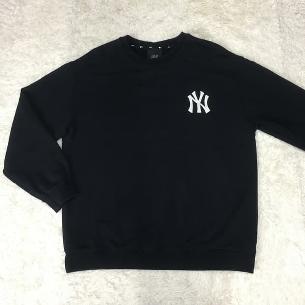 
MLB 뉴욕양키스 백프린팅 맨투맨  BB15