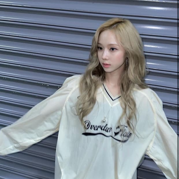 오버듀플레어 아노락 맨투맨