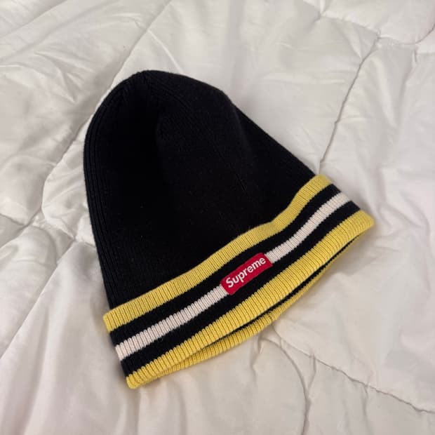 슈프림 컬러블록 스몰로고 비니