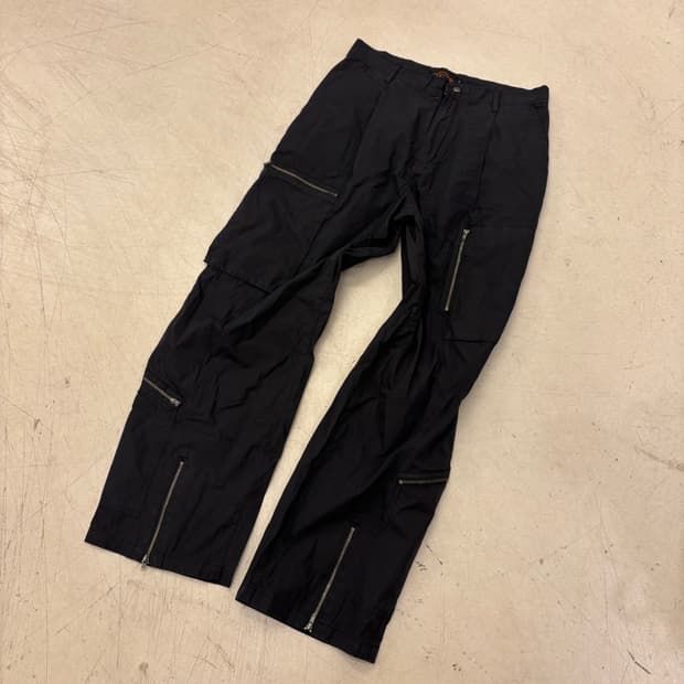 비슬로우 지퍼 디테일 카고 와이드 팬츠