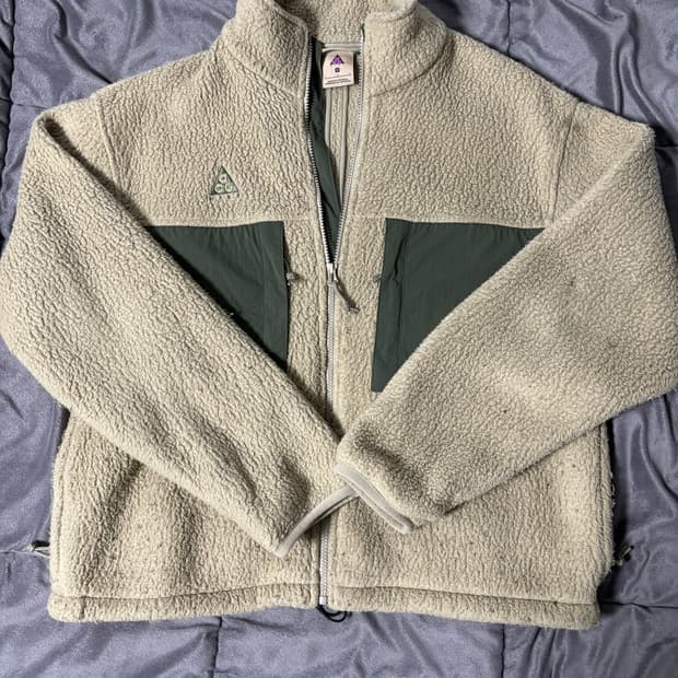 나이키 ACG 셰르파 후리스