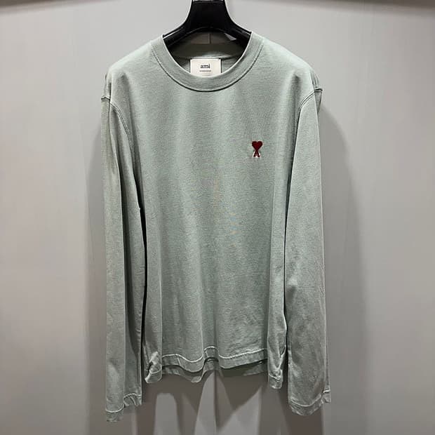 (정품/새상품) 아미 남성 그레이 블루 하트 로고 롱슬리브
