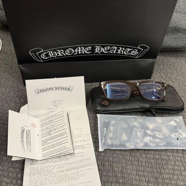 CHROME HEARTS GITTIN ANY ? -A