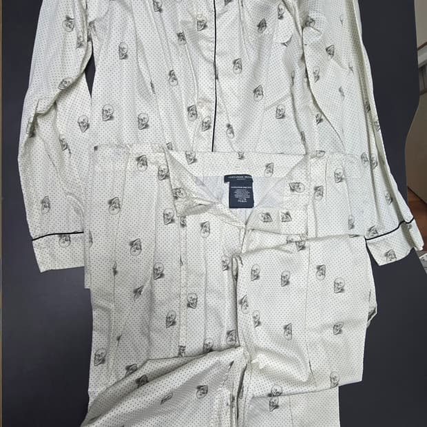 Alexander McQueen 