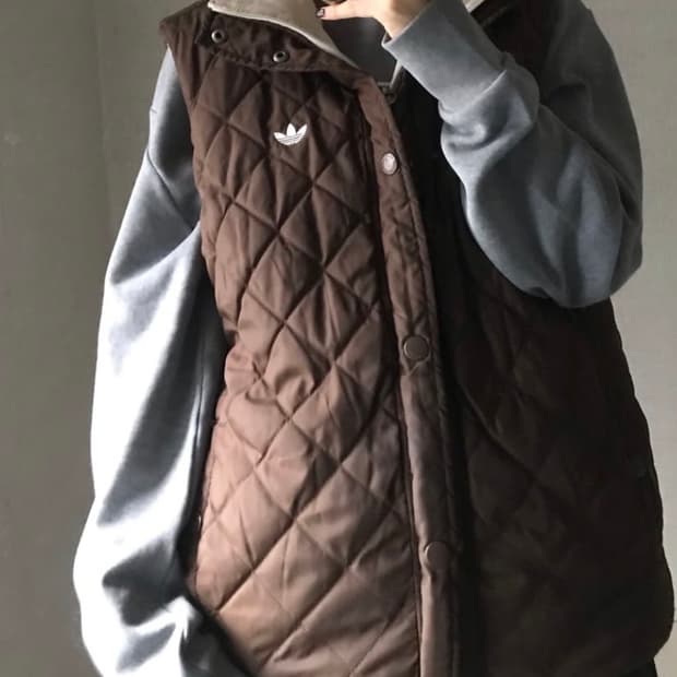 아디다스 초코 조끼 패딩
