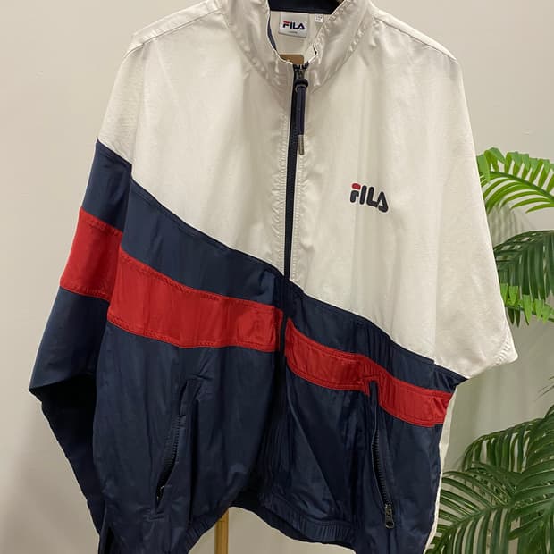 휠라 윈드브레이커