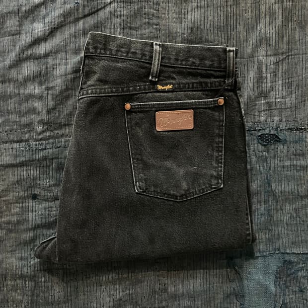 🇺🇸 90s USA 빈티지 랭글러 13MWZWK 블랙 데님 팬츠