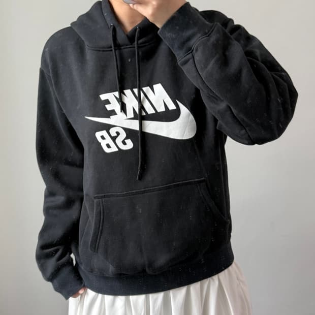 [L] 나이키SB 블랙 후드티