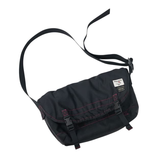 포터 x 아트모스 x 헬로키티 삼자협업 메신저 백