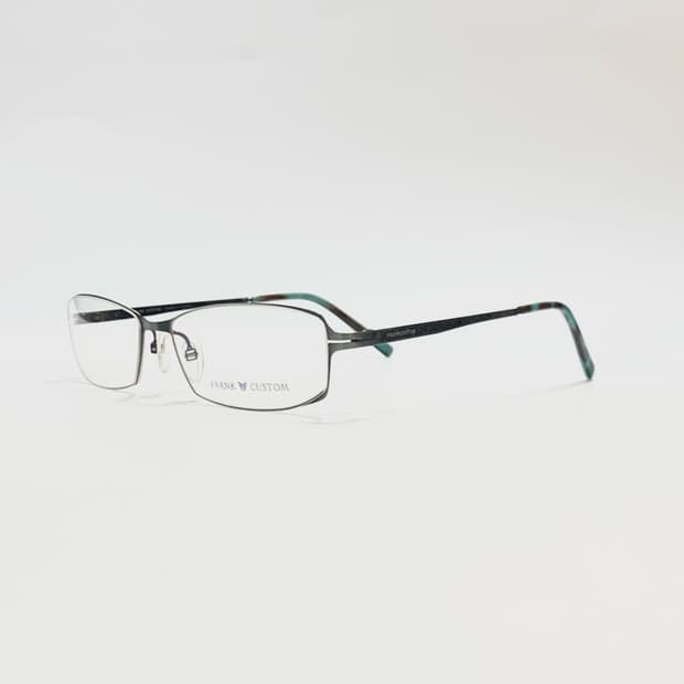 [픽키-672] 초경량 실버 사각 반무테 안경 메탈 프레임 마블팁