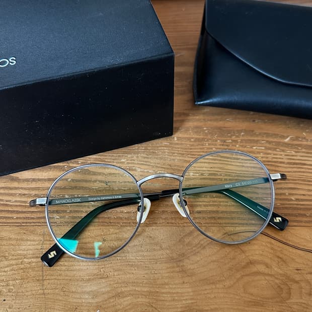 마노모스 mary c3 안경