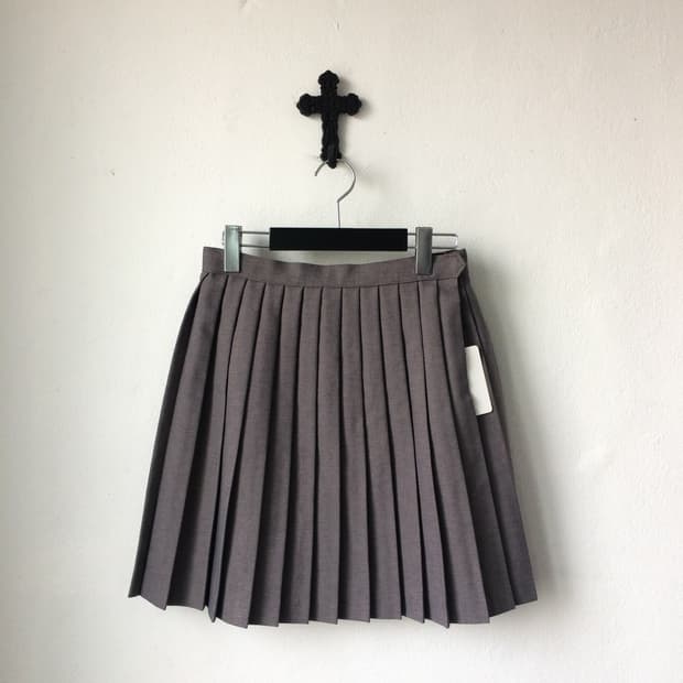 Please skirt