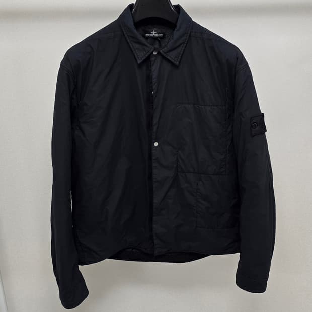 스톤아일랜드 쉐도우프로젝트 경량패딩 오버셔츠 자켓 m사이즈 95 블랙