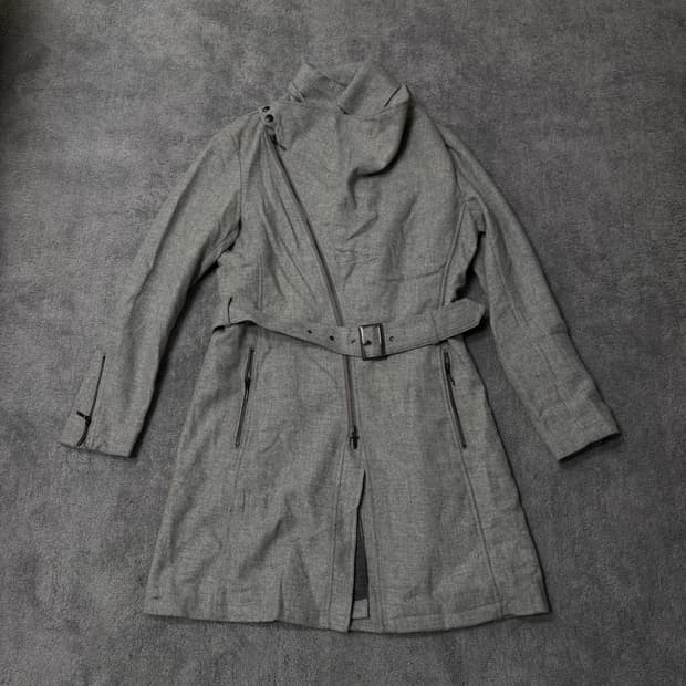 "Tornado Mart" high neck cross zip coat