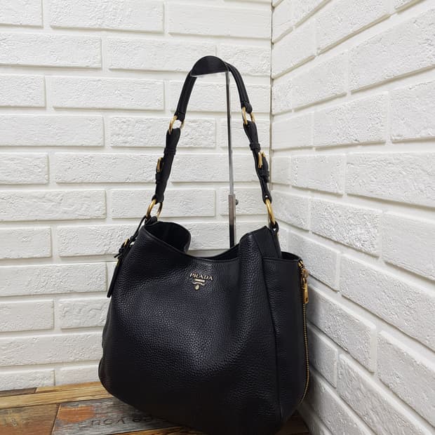 [정품] prada 비텔로 다이노 호보백