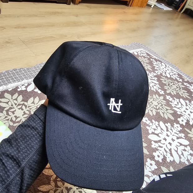 나나미카 코튼 트윌 볼캡 모자 블랙 판매합니다