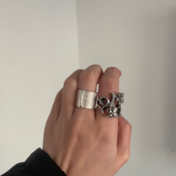 73ap 원앤온리 올가먼트링