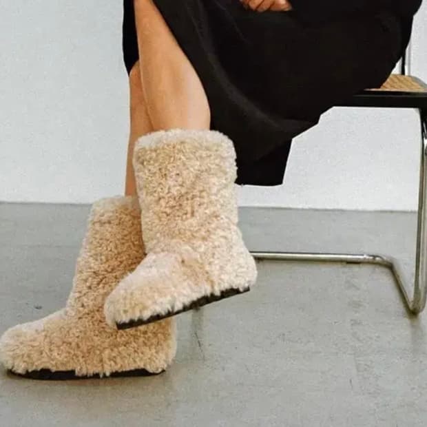 히어 hehr shearing half boots퍼부츠 새상품235사이즈