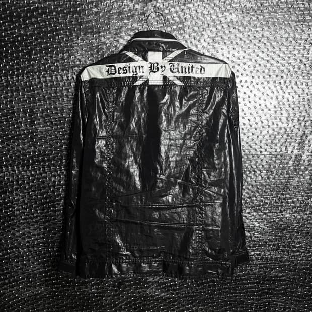 디자인 유나이티드 바람막이