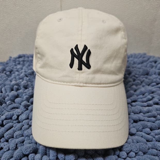 뉴욕 양키스 NY 아이보리 볼캡  free