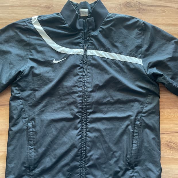 나이키 바람막이