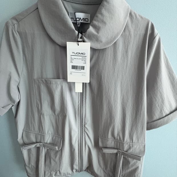 뚜오미오 ROUND COLLAR NYLON ZIP-UP SHIRT