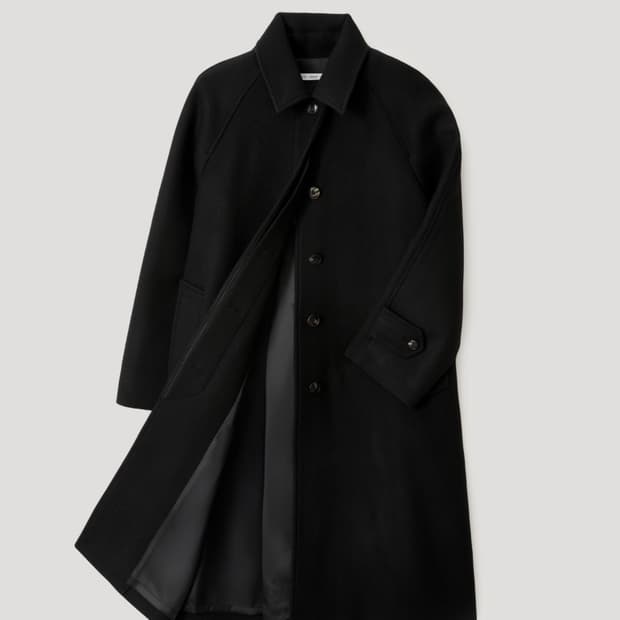 Balmacaan hooded coat