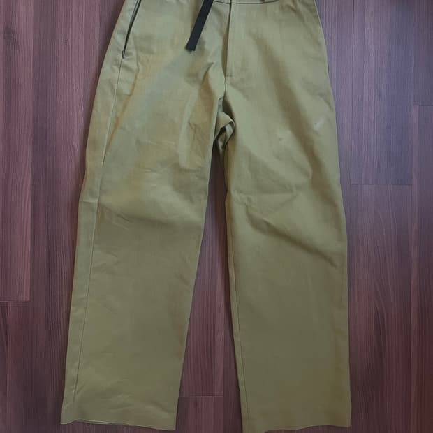 ROA 로아 카키 오버사이즈 치노 팬츠