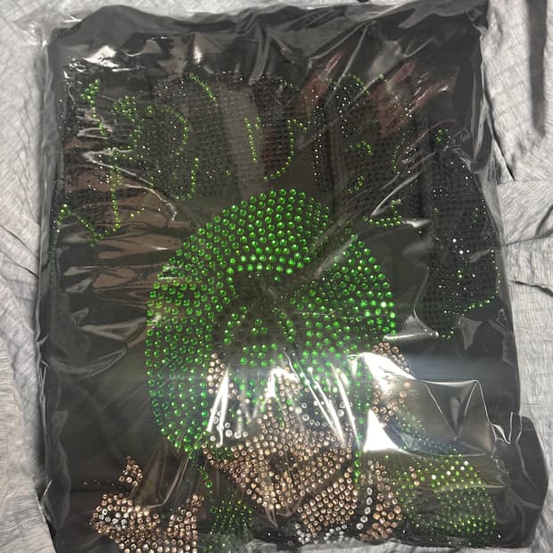 준이나가와x나이트클럽 스왈로브스키 후드티 블랙