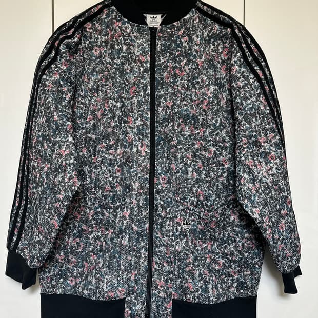 아디다스 플라워 패턴 트랙탑 집업유일매물 남여공용