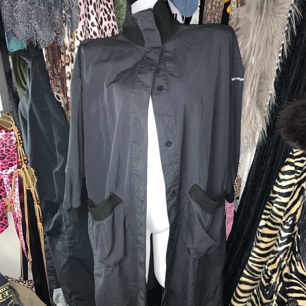 이세미야케 롱자켓 코트