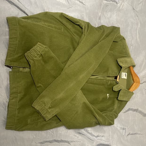 나이키 헤링턴 자켓 올리브 L