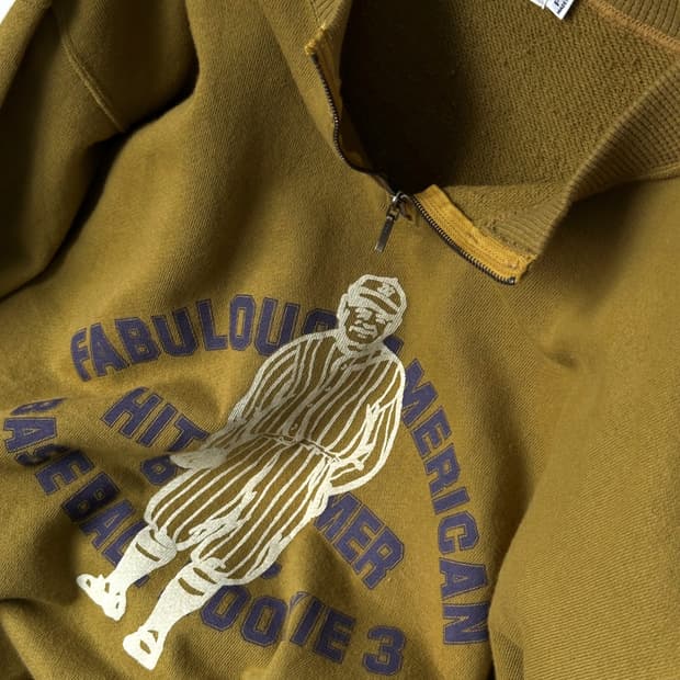 Design printing zip neck sweatshirt