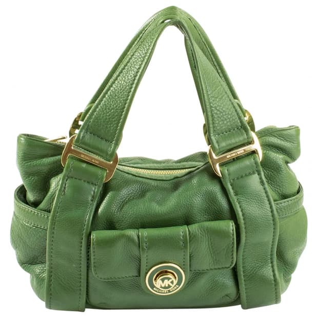 Michael kors 마이클 코어스의 그린 레더 숄더백