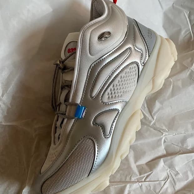 032c gsg 트레일 스니커즈