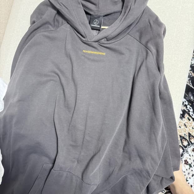피스마이너스원 초판 차콜 후드