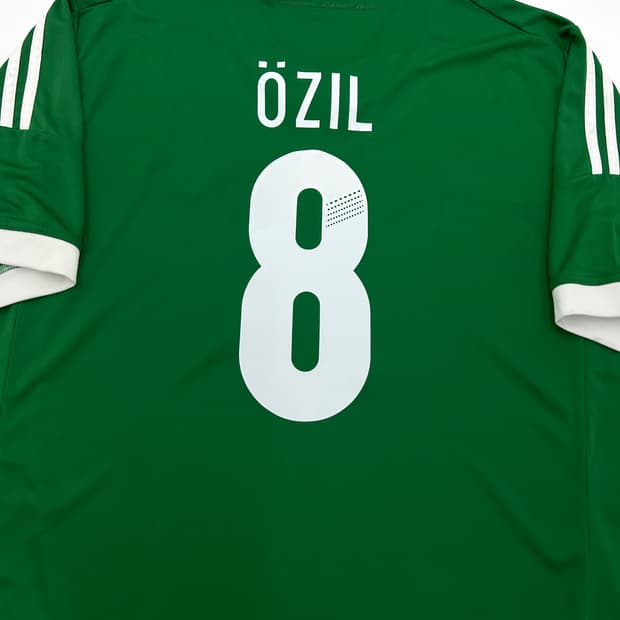 아디다스 12-13 독일 어웨이 메수트 외질