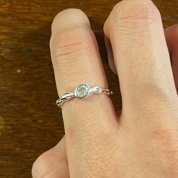 새상품 여성 오픈링 중앙큐빅 반지 은반지 실버링