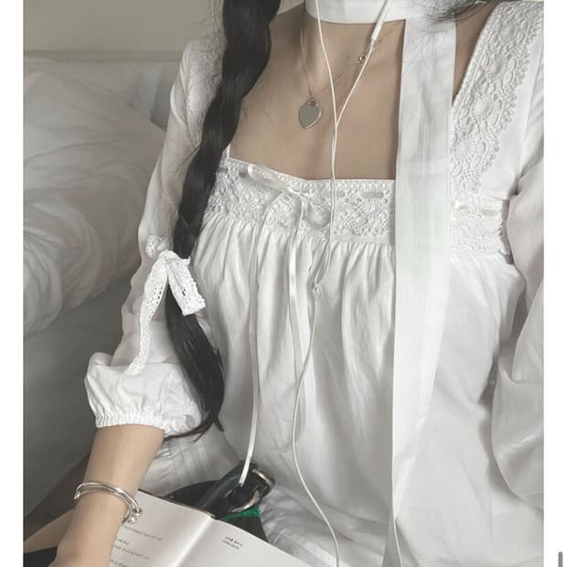 엔젤넘버 Milky Babydoll Dress